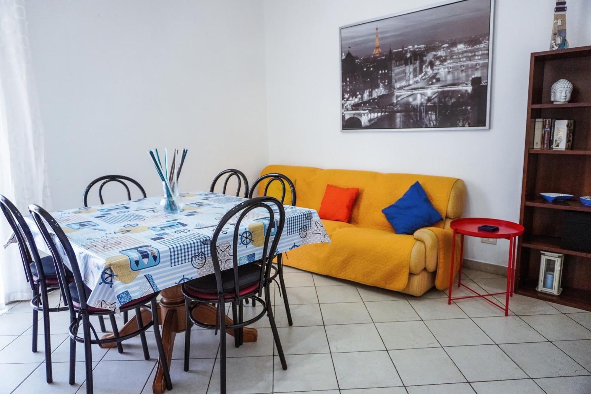 Casa vacanze 8 Posti Letto Con Parcheggio La Flacca *